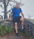 Встретьте Мужчинa : Michel, 66 лет до Франция  Bordes